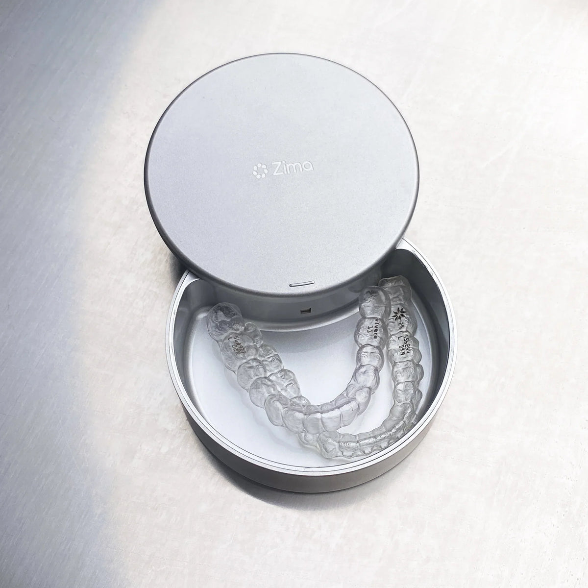 Zima UV-Case